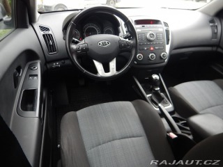 Kia Ceed 1.4 16V, ČR, KLIMA 2012
