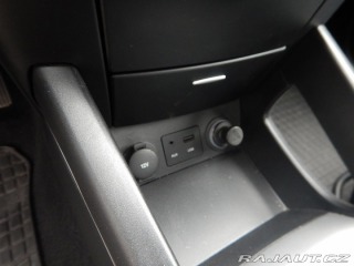 Kia Ceed 1.4 16V, ČR, KLIMA 2012