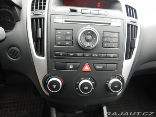 Kia Ceed 1.4 16V, ČR, KLIMA 2012