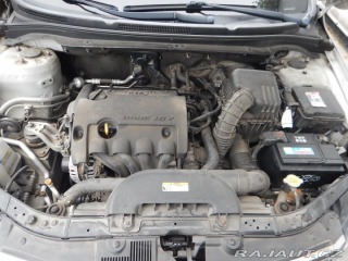 Kia Ceed 1.4 16V, ČR, KLIMA 2012