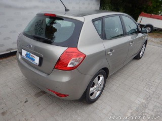 Kia Ceed 1.4 16V, ČR, KLIMA 2012