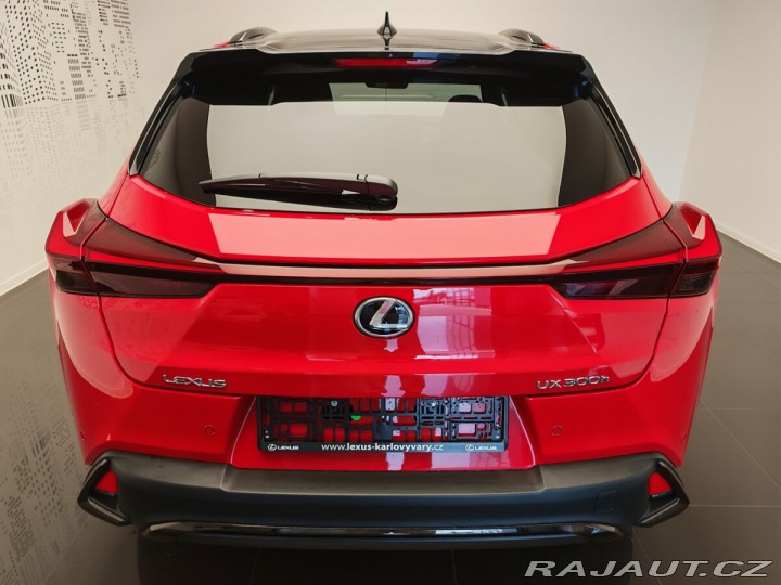 Lexus Ostatní modely UX 300h F-Sport Design 2024