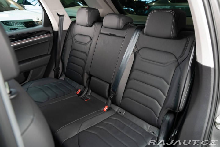 Volkswagen Touareg 3.0 V6 TDI Elegance 4Mot 2024