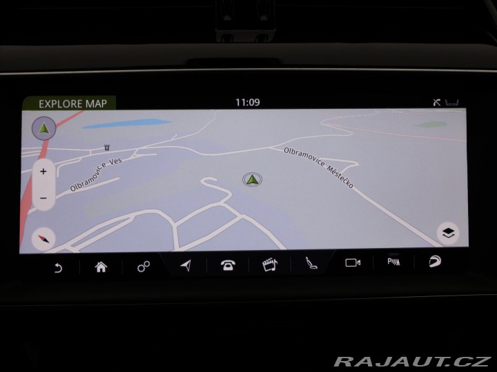 Jaguar XE 3,0 i 280kW LED. Panorama 2018
