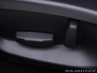 Jaguar XE 3,0 i 280kW LED. Panorama 2018