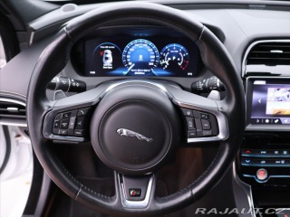 Jaguar XE 3,0 i 280kW LED. Panorama 2018