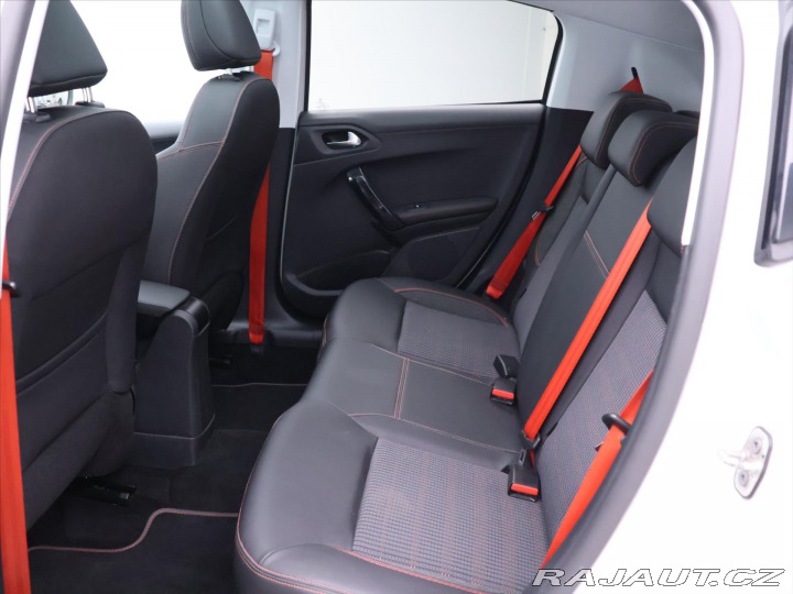 Peugeot 208 1,2 PT 81kW Roland Garros 2016