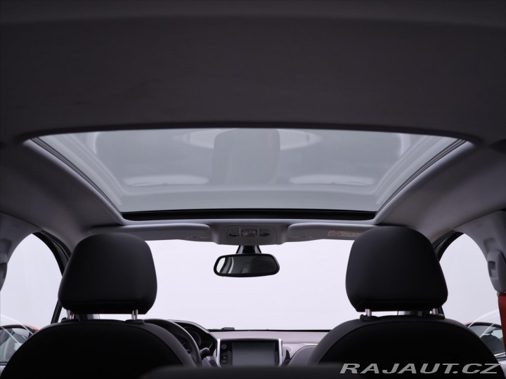 Peugeot 208 1,2 PT 81kW Roland Garros 2016