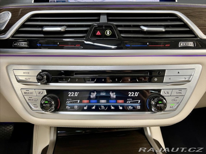 BMW 7 750i xDrive INDIVIDUAL, V 2019
