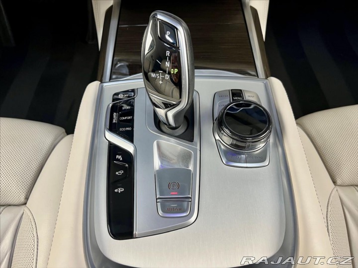 BMW 7 750i xDrive INDIVIDUAL, V 2019
