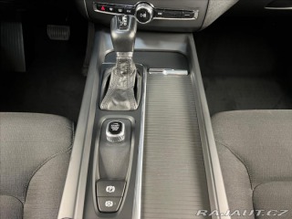 Volvo XC60 D4 DRIVE-E MOMENTUM AWD, 2018