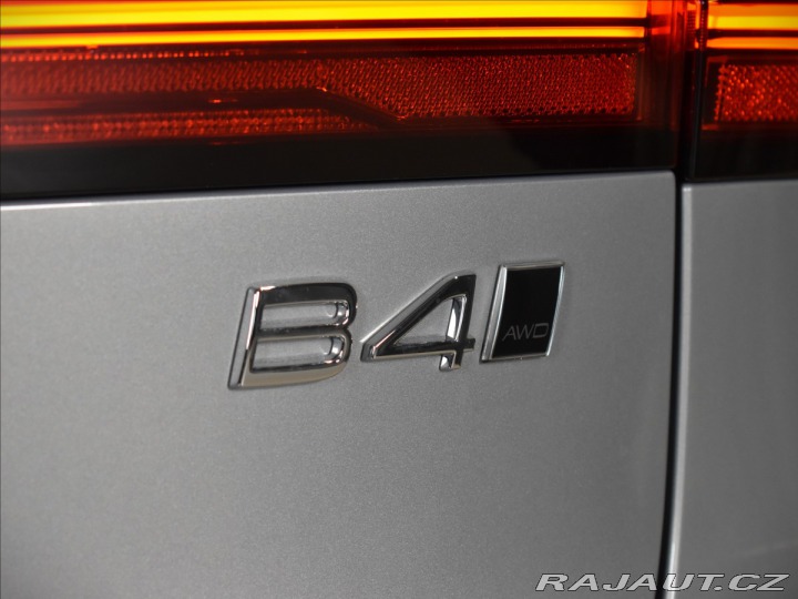 Volvo V90 2,0 CC B4 Diesel Plus 2023