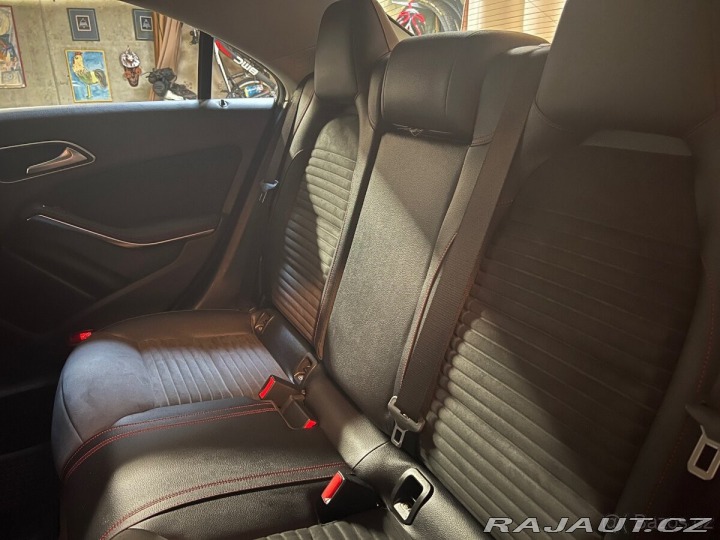 Mercedes-Benz CLA 2,2 220 4Matic coupe 2017