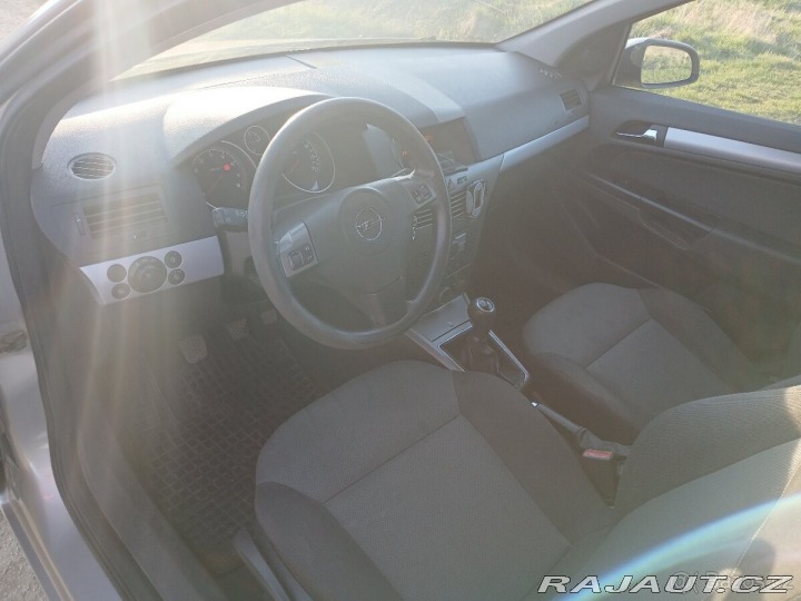 Opel Astra 1,6 16V 2006