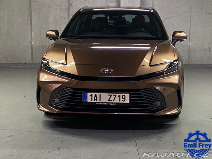 Toyota Camry 2.5 Hybrid Executive 2025