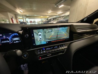 Toyota Camry 2.5 Hybrid Executive 2025
