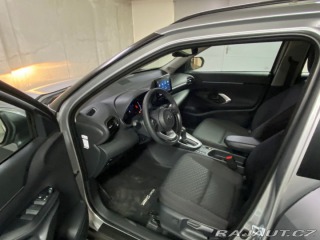 Toyota Yaris Cross COMFORT 1.5 Hybrid FWD 11 2025
