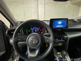 Toyota Yaris Cross COMFORT 1.5 Hybrid FWD 11 2025