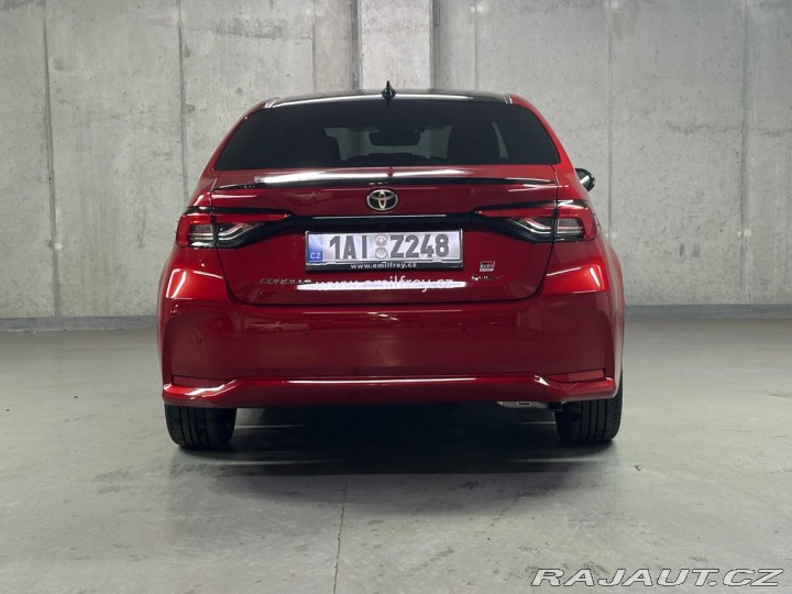 Toyota Corolla GR SPORT 1.8 Hybrid e-CV 2025