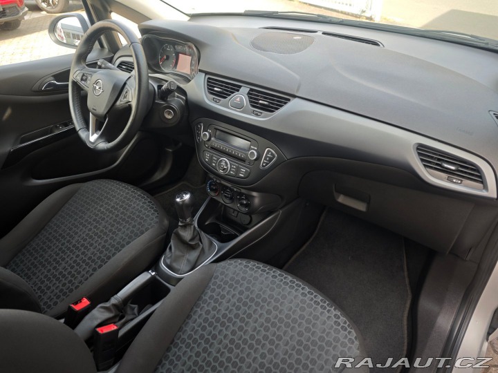 Opel Corsa 1.2 16V Výhřev volantu 47 2018