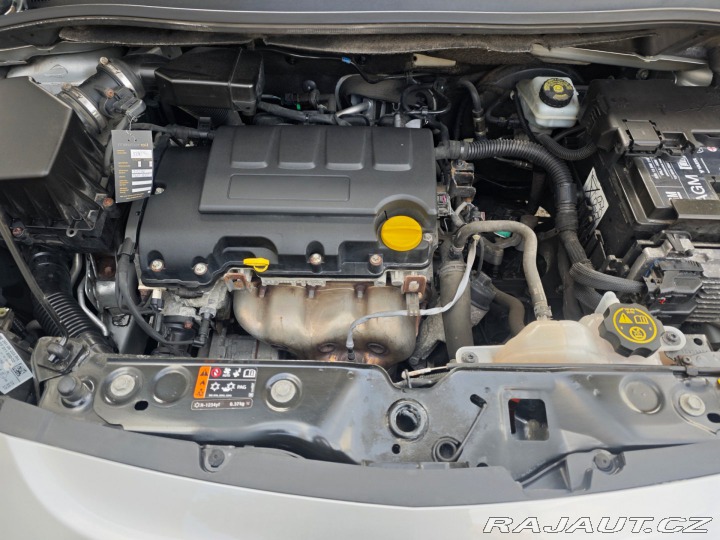 Opel Corsa 1.2 16V Výhřev volantu 47 2018