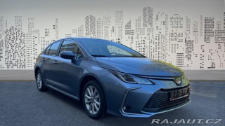 Toyota Corolla Sedan 1,8 Hybrid e-CVT Co 2024
