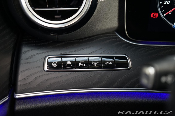 Mercedes-Benz E 63 AMG 4M+ Masáž AMG-Driv 2020
