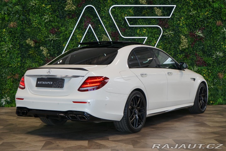 Mercedes-Benz E 63 AMG 4M+ Masáž AMG-Driv 2020