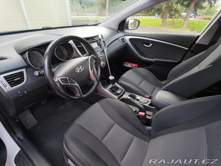 Hyundai i30 2016