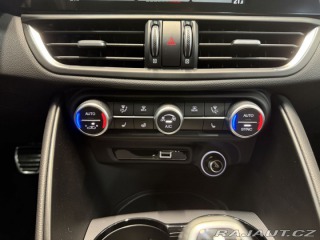 Alfa Romeo Giulia 2.0 Turbo 280k AT8 AWD  I 2025