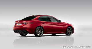 Alfa Romeo Giulia 2.0 Turbo 280k AT8 AWD I 2025