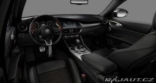 Alfa Romeo Giulia 2.0 Turbo 280k AT8 AWD I 2025