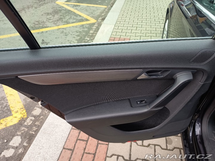 Volkswagen Passat 2,0TDI Comfortline 103KW 2012