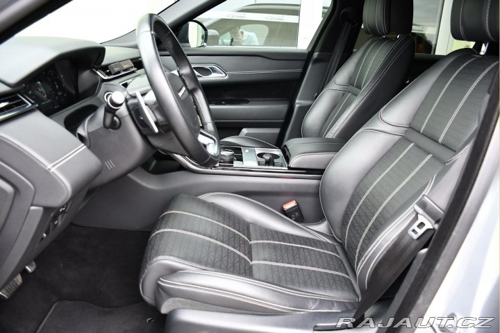 Land Rover Range Rover Velar D300HSE TAŽNÉ VZDUCH PANO 2020