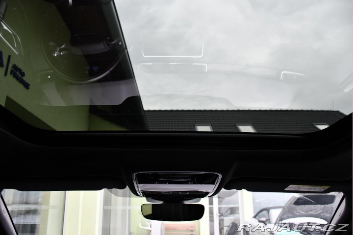 Land Rover Range Rover Velar D300HSE TAŽNÉ VZDUCH PANO 2020