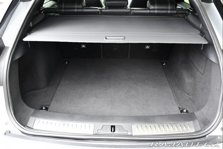Land Rover Range Rover Velar D300HSE TAŽNÉ VZDUCH PANO 2020