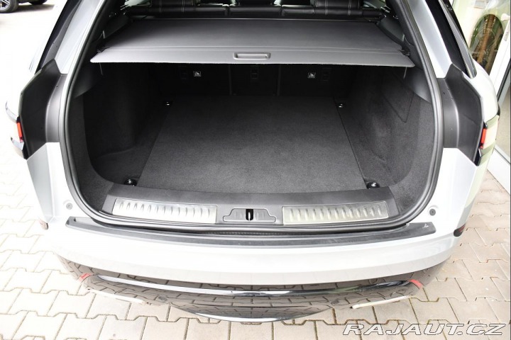 Land Rover Range Rover Velar D300HSE TAŽNÉ VZDUCH PANO 2020