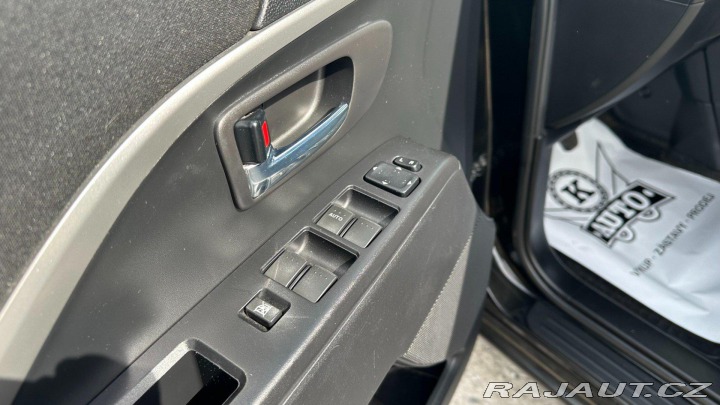 Mazda 5 1.8i 85kW REZERVOVANO 2012