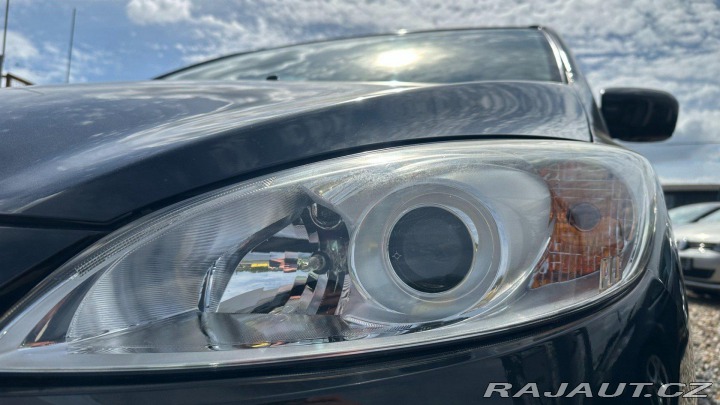 Mazda 5 1.8i 85kW REZERVOVANO 2012