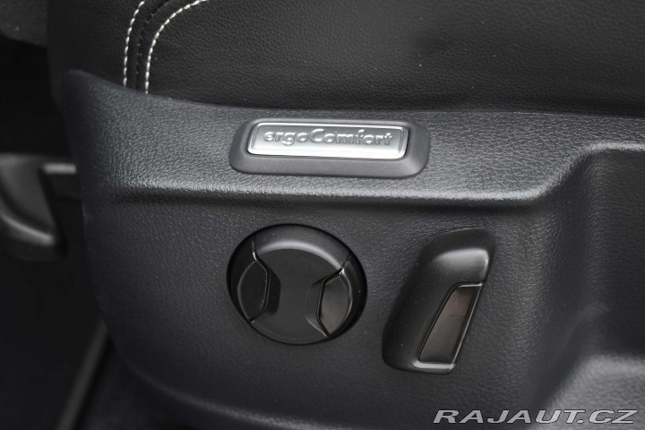 Volkswagen Passat 1.5 TSI ELEGANCE*DSG*TAŽN 2020
