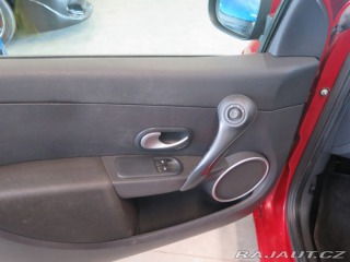 Renault Clio 1.2TCe, klima, el.okn+zrc 2010
