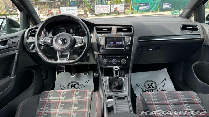 Volkswagen Golf 2.0TSI 162kW*GTI*Navi*Xen 2015