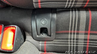 Volkswagen Golf 2.0TSI 162kW*GTI*Navi*Xen 2015