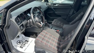 Volkswagen Golf 2.0TSI 162kW*GTI*Navi*Xen 2015