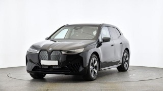 BMW iX XDRIVE 40 Připravujeme