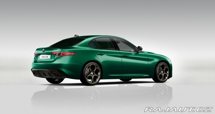 Alfa Romeo Giulia 2.0 Turbo 280k AT8 AWD I 2025