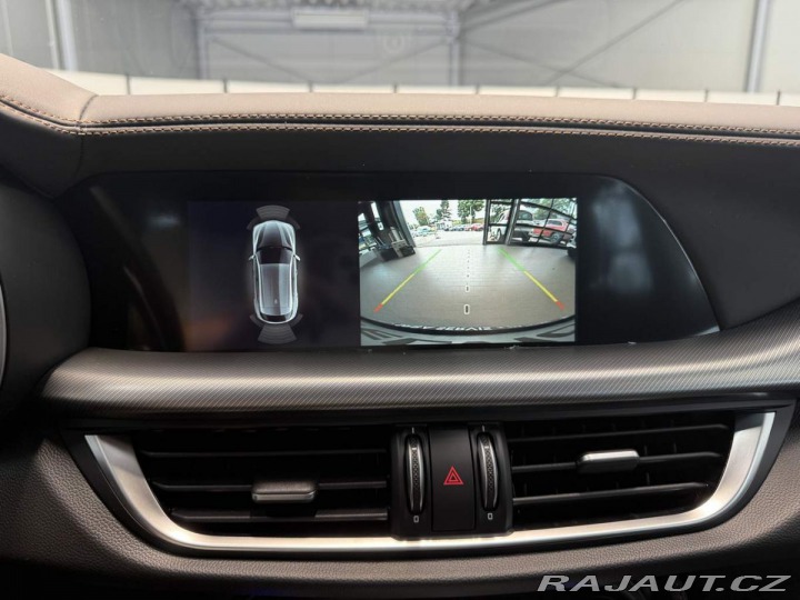 Alfa Romeo Stelvio 2.0 Turbo 280k Q4 AT8 INT 2025