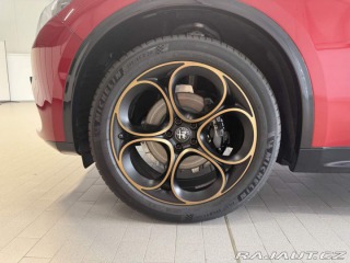 Alfa Romeo Stelvio 2.0 Turbo 280k Q4 AT8 INT 2025