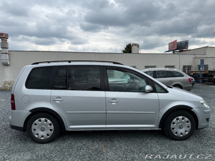 Volkswagen Touran 2.0i CNG 7-Míst 2007