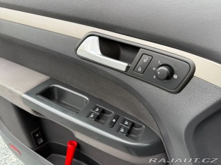 Volkswagen Touran 2.0i CNG 7-Míst 2007